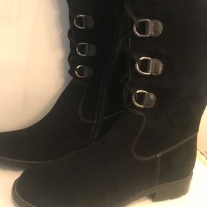 Woman’s Soffit Black Suede Tie boots NWOB 8.5